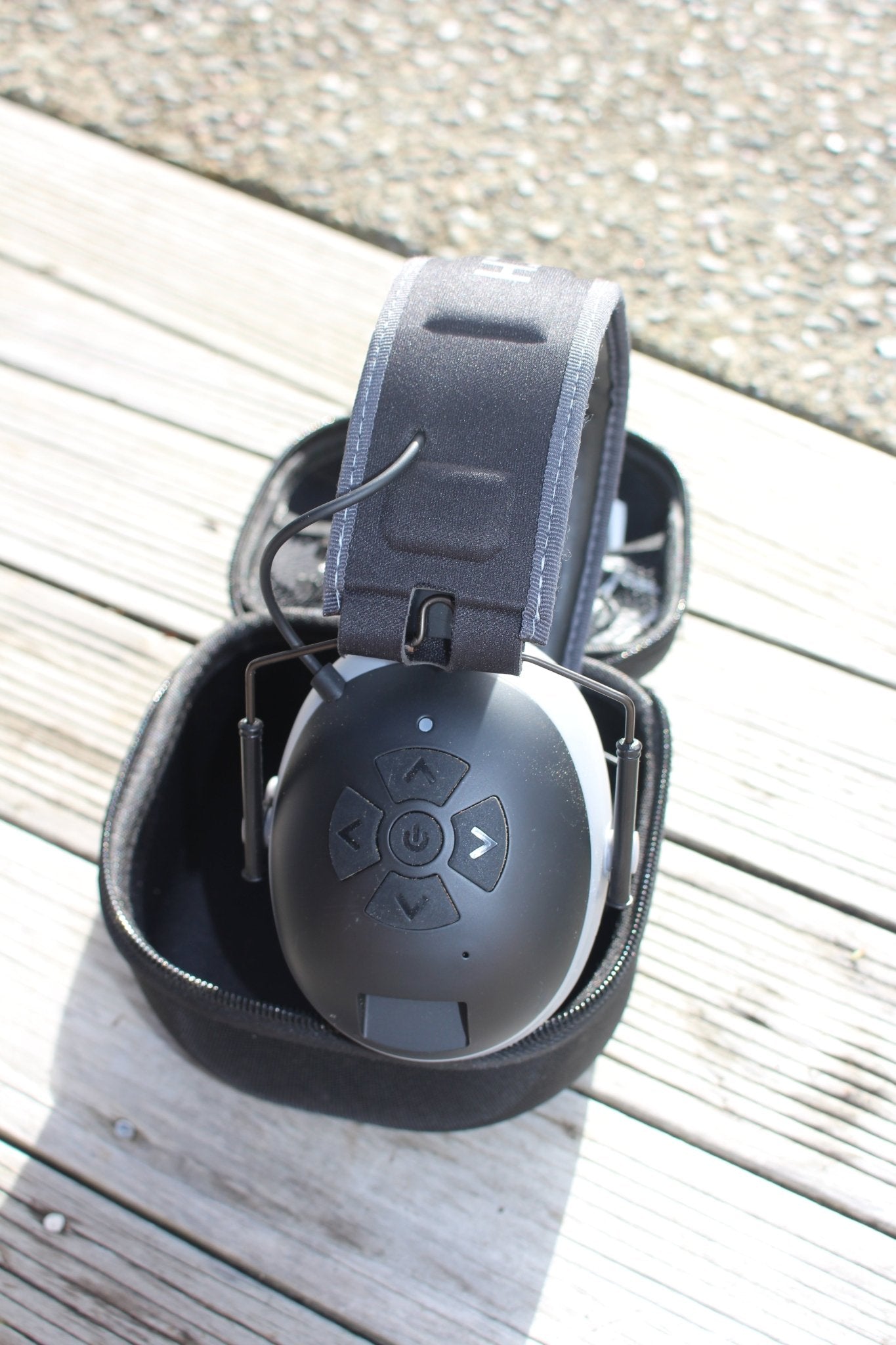 Mufftech bluetooth earmuffs in hard carry case